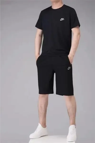 Nike T-Shirt Swoosh Logo