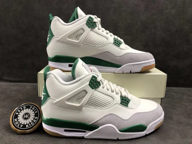 Air Jordan 4 Military Green