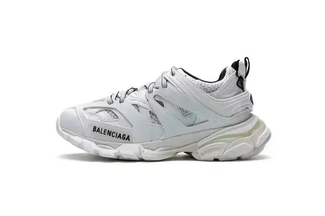 Balenciaga Triple S Triple White