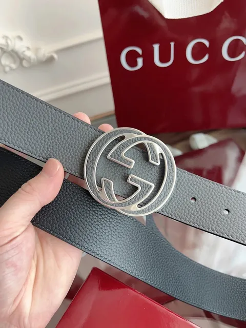 黑灰纯皮