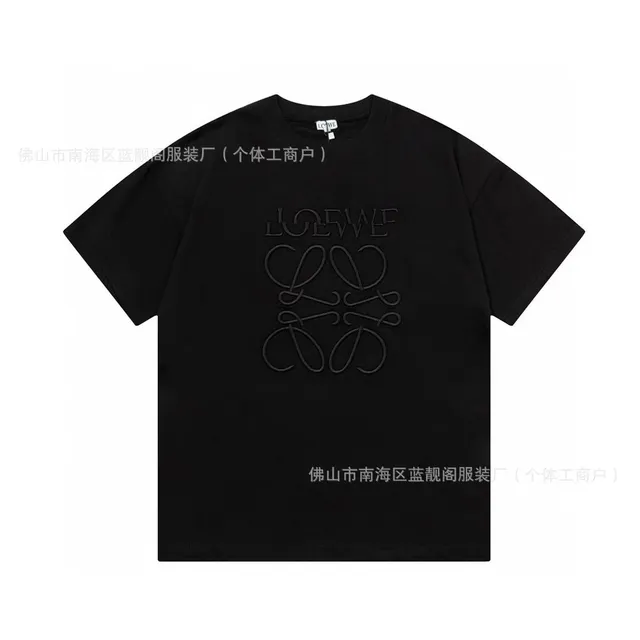 04黑色