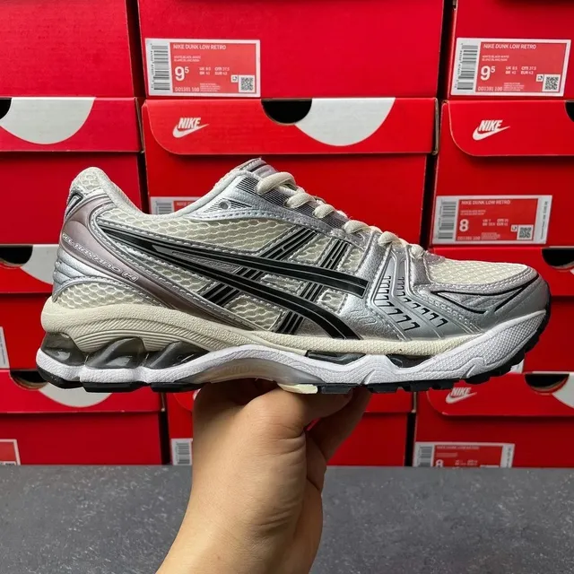 1201A019-108 黑黄