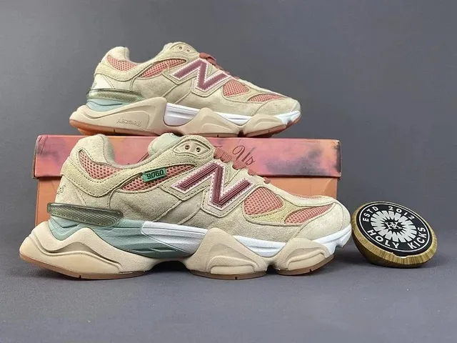New Balance 2002R Desert Sand