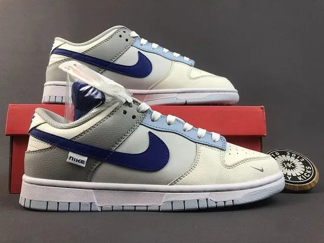 Nike Dunk Low Light Bone and Midnight Navy