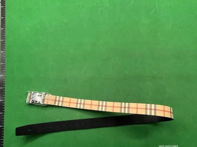 Burberry Check Belt Vintage Check