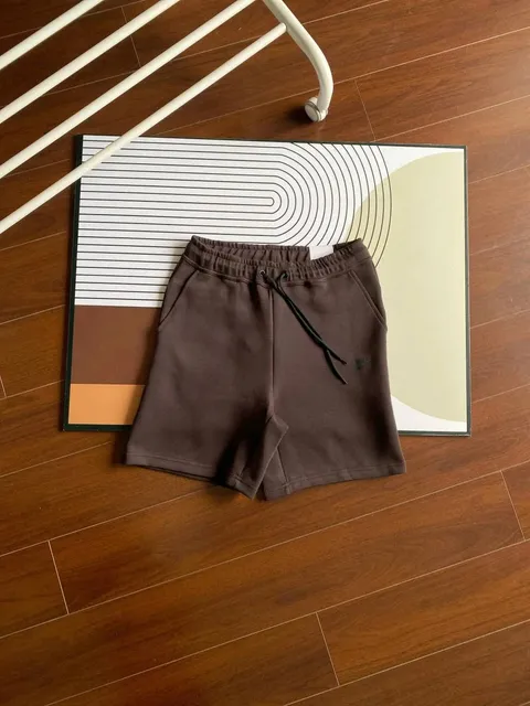 棕色brown