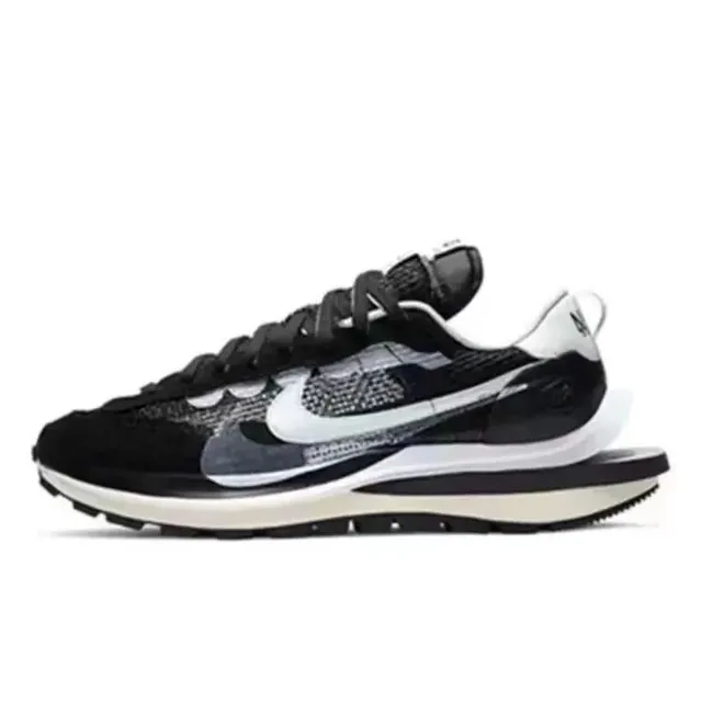Nike × Sacai LDWaffle Black White