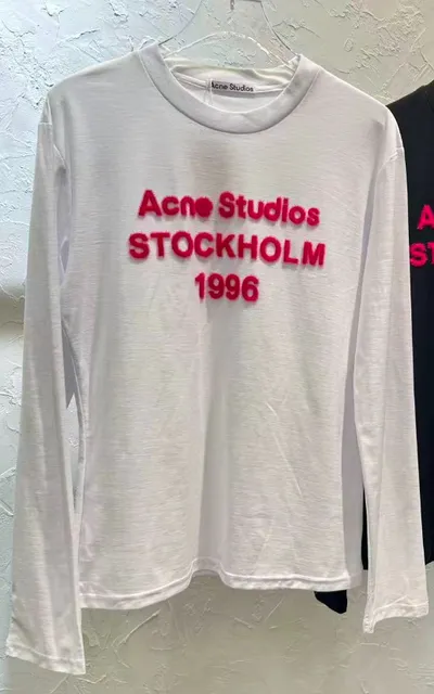 C02 White