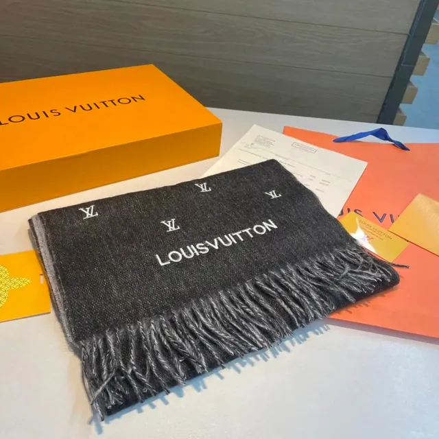 Louis Vuitton Scarf LV Logo