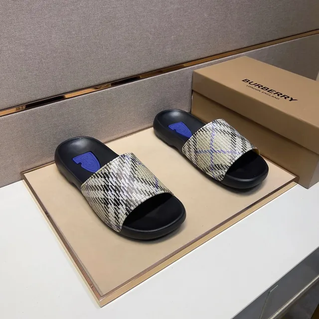 Burberry Equestrian Knight Slide Checkered Logo Strap