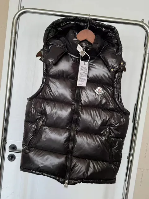 Moncler Puffer Vest Glossy Nylon