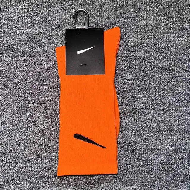Nike Socks Swoosh Logo