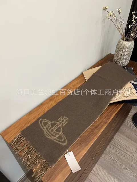 Little Saturn scarf brown