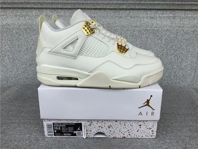 Air Jordan 4 Retro Metallic Gold