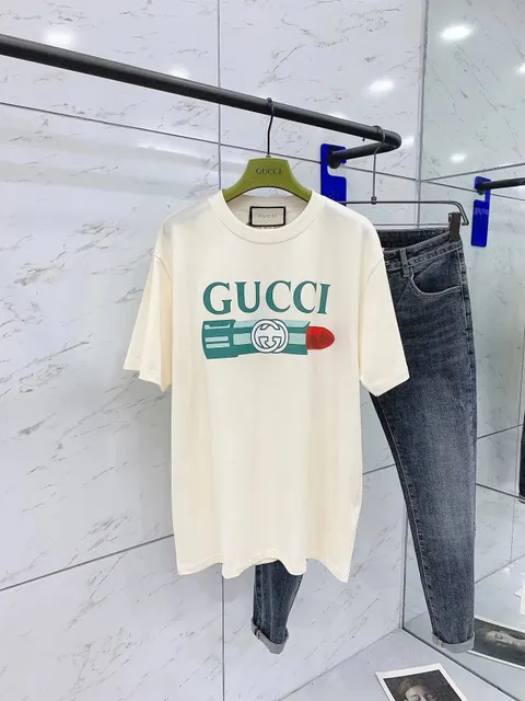 Gucci Logo Print T-Shirt Lipstick Graphic