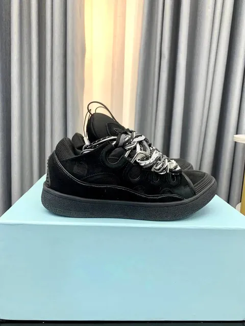 Balenciaga Triple S Black