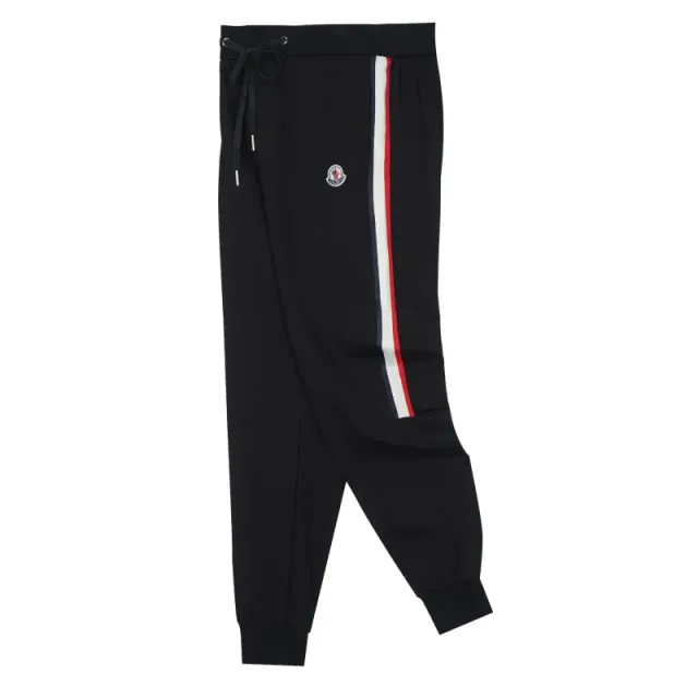 686 Black