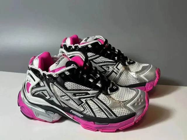 Runner  14