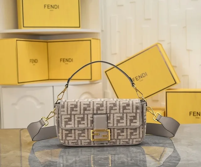Fendi Baguette FF Logo Jacquard