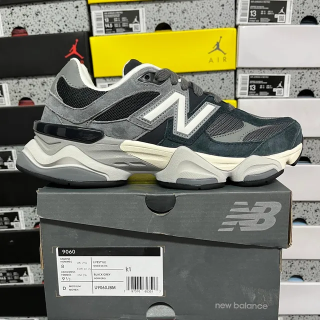 U9060JBM 黑灰
