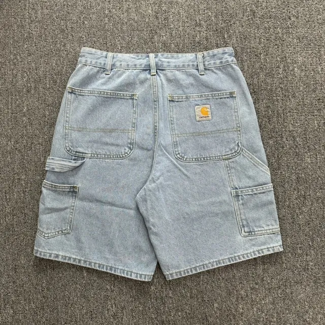浅蓝色6610