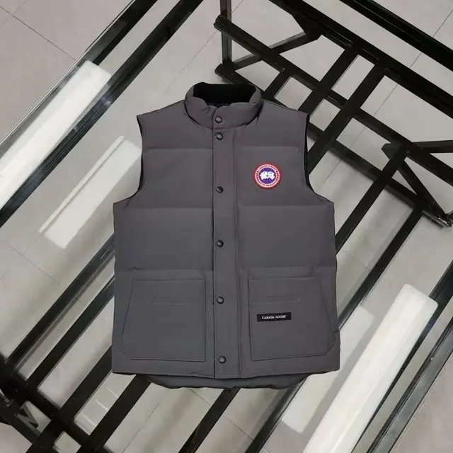 Canada Goose Puffer Vest Classic Logo