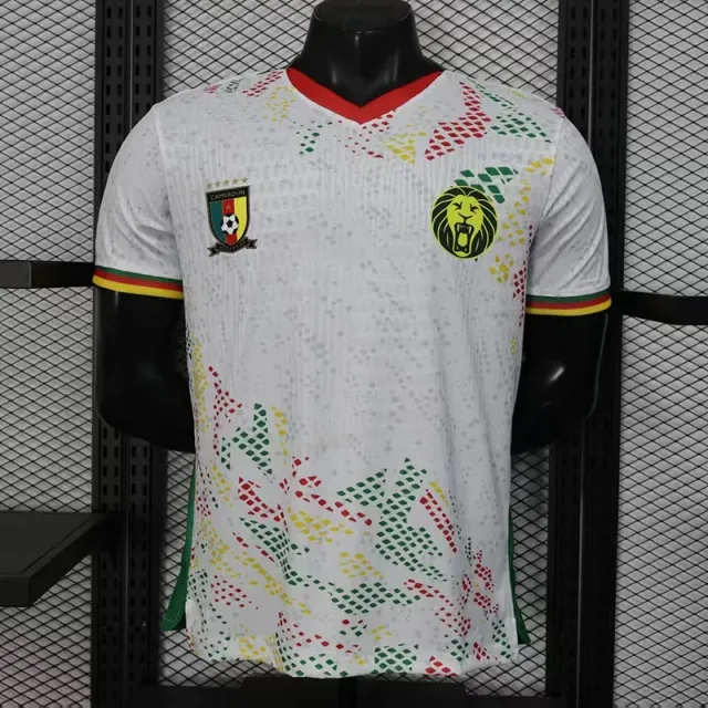 26 cameroon white