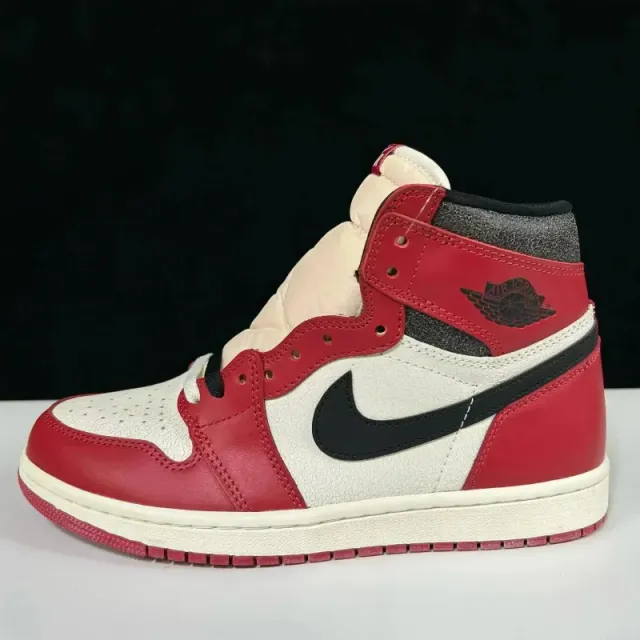 Air Jordan 1 High Chicago