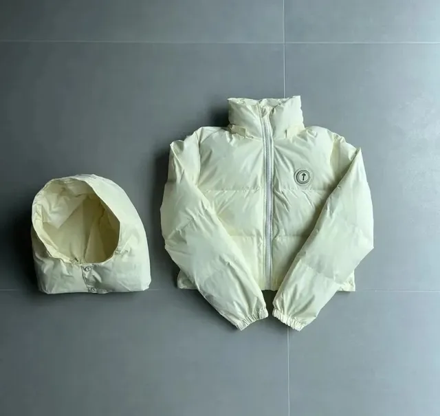 Puffer Jacket Detachable Hood