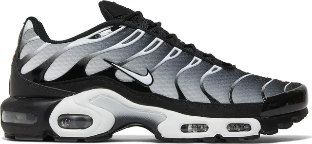 Nike Air Max Plus Triple Black/White