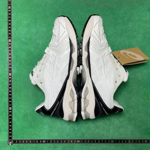 39号白黑尾1201A922-100