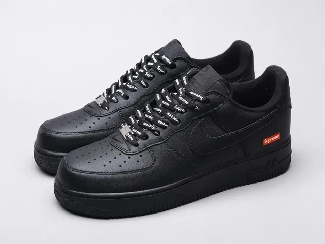 Nike Air Force 1 Low Supreme Box Logo