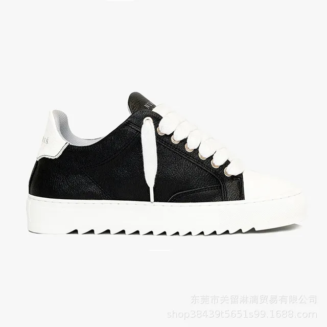 Low Top Sneaker Two-Tone