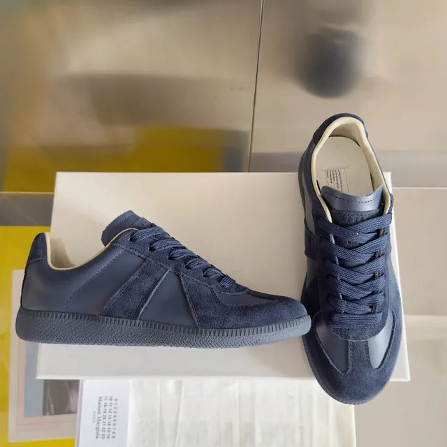 Maison Margiela Future Sneaker Navy Suede