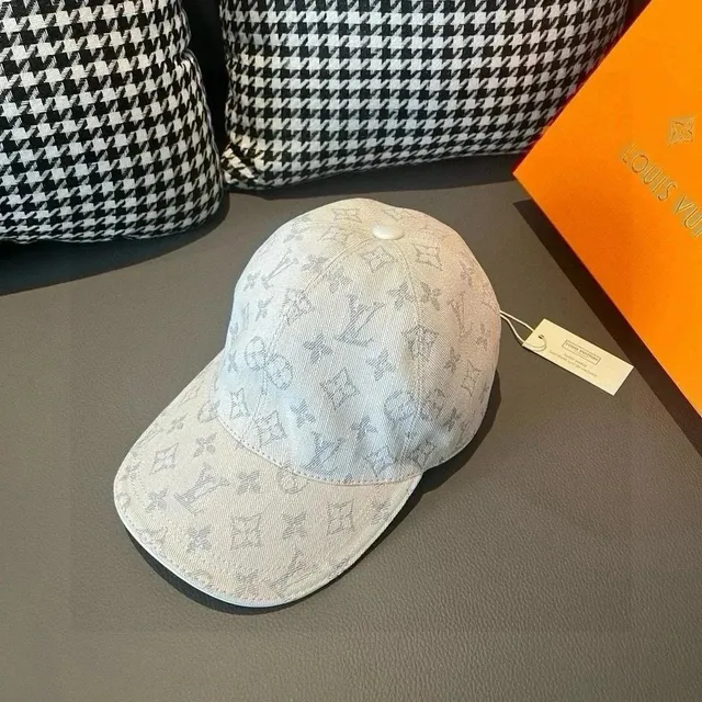 Louis Vuitton Baseball Cap Monogram Canvas