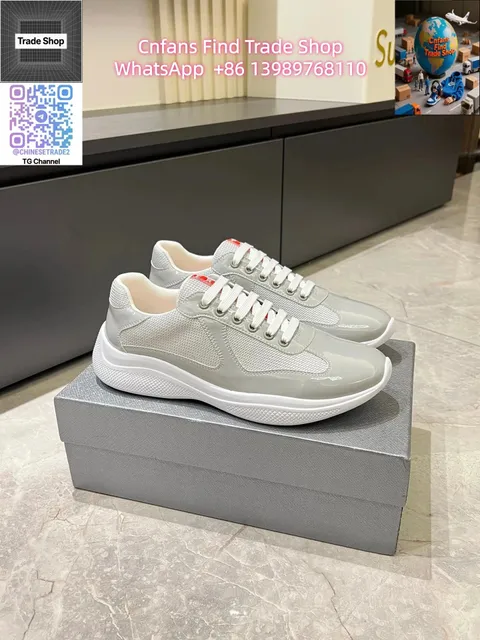 Prada Linea Rossa Sneaker Glossy Grey