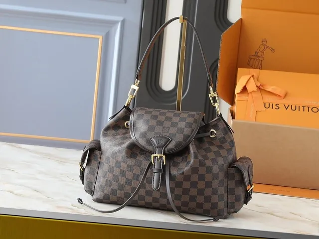 Louis Vuitton Neverfull MM Damier Ebene