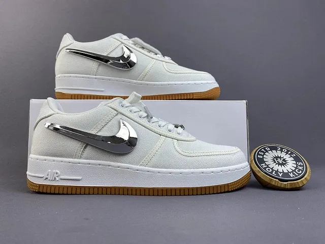Nike Air Force 1 Low Metallic Swoosh