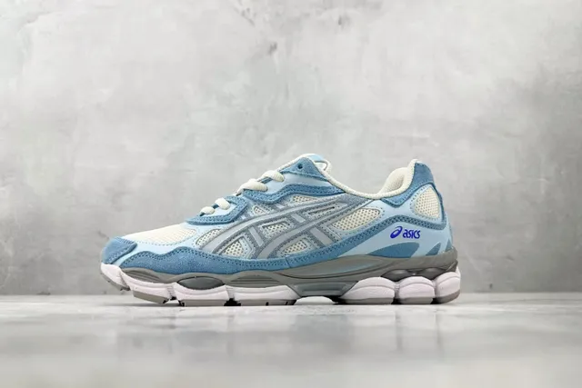 Asics Gel-Kayano 14 Sky Blue