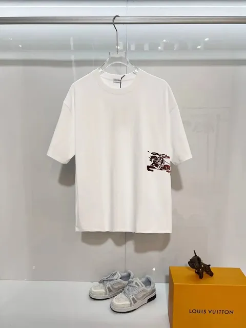 Burberry Equestrian Knight Tee