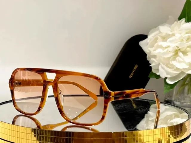 Tom Ford Aviator Sunglasses Havana Tortoise