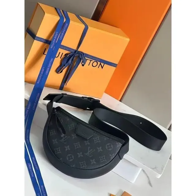 Louis Vuitton On The Go Monogram Eclipse