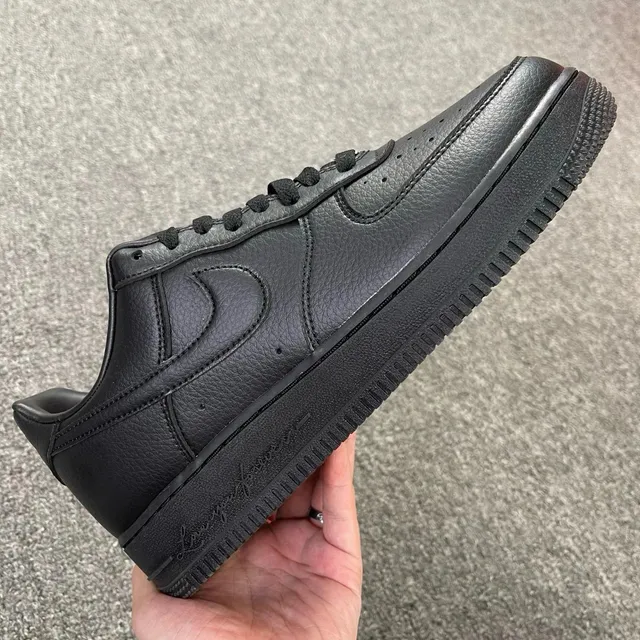 Nike Air Force 1 Low Triple Black