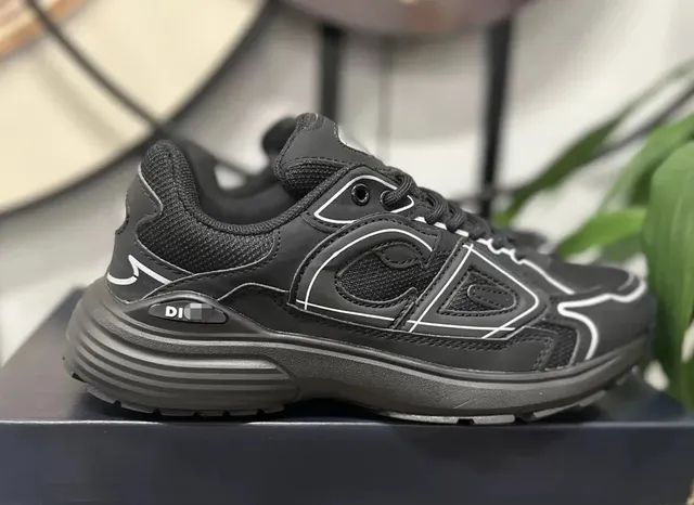 Dior B22 Black with White Outline