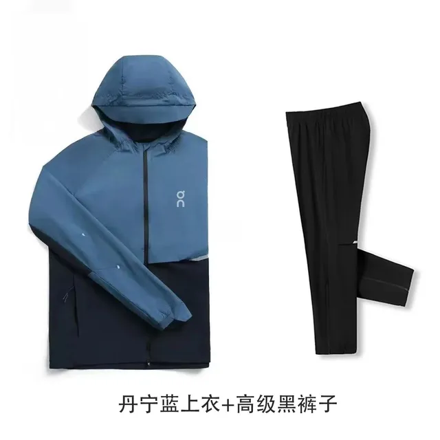 丹宁蓝+黑色长裤