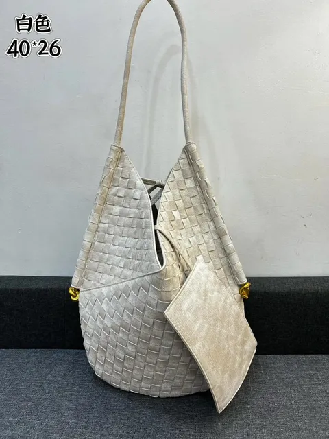 Bottega Veneta Cassette Hobo