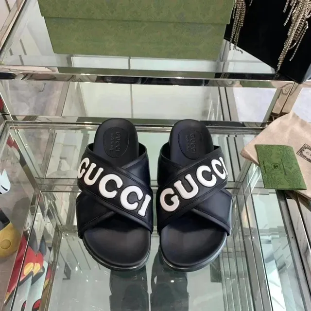 Gucci Slide Sandal GG Logo
