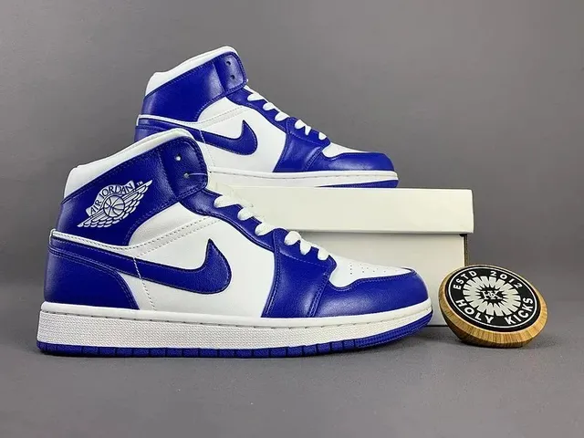 Air Jordan 1 Mid Royal Blue