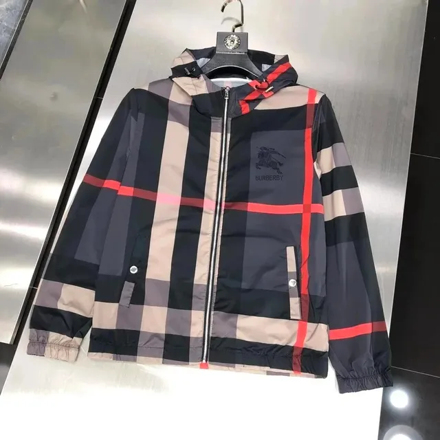 Burberry Check Print Hooded Jacket Classic Nova Check