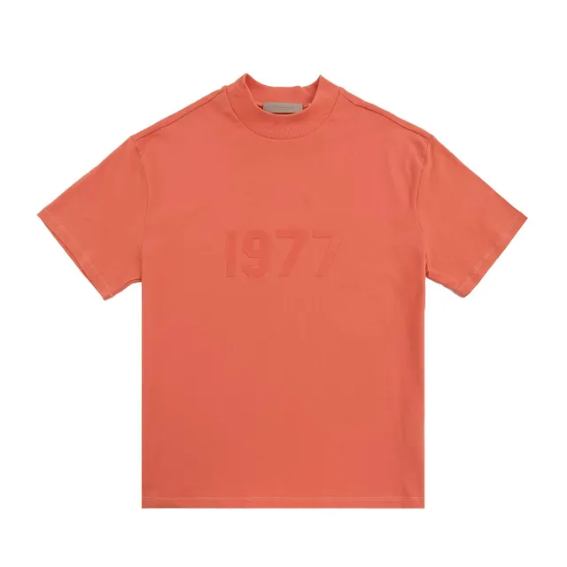 珊瑚色1977